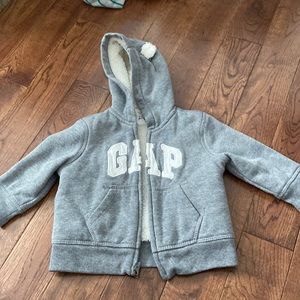 Baby Gap 6-12 month baby zip sweater